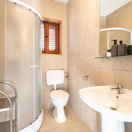 Awesome In With Kitchen Apartman Biograd na Moru
